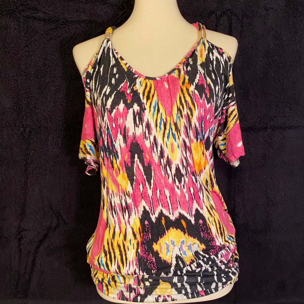 Express Open Shoulder Top - image 1